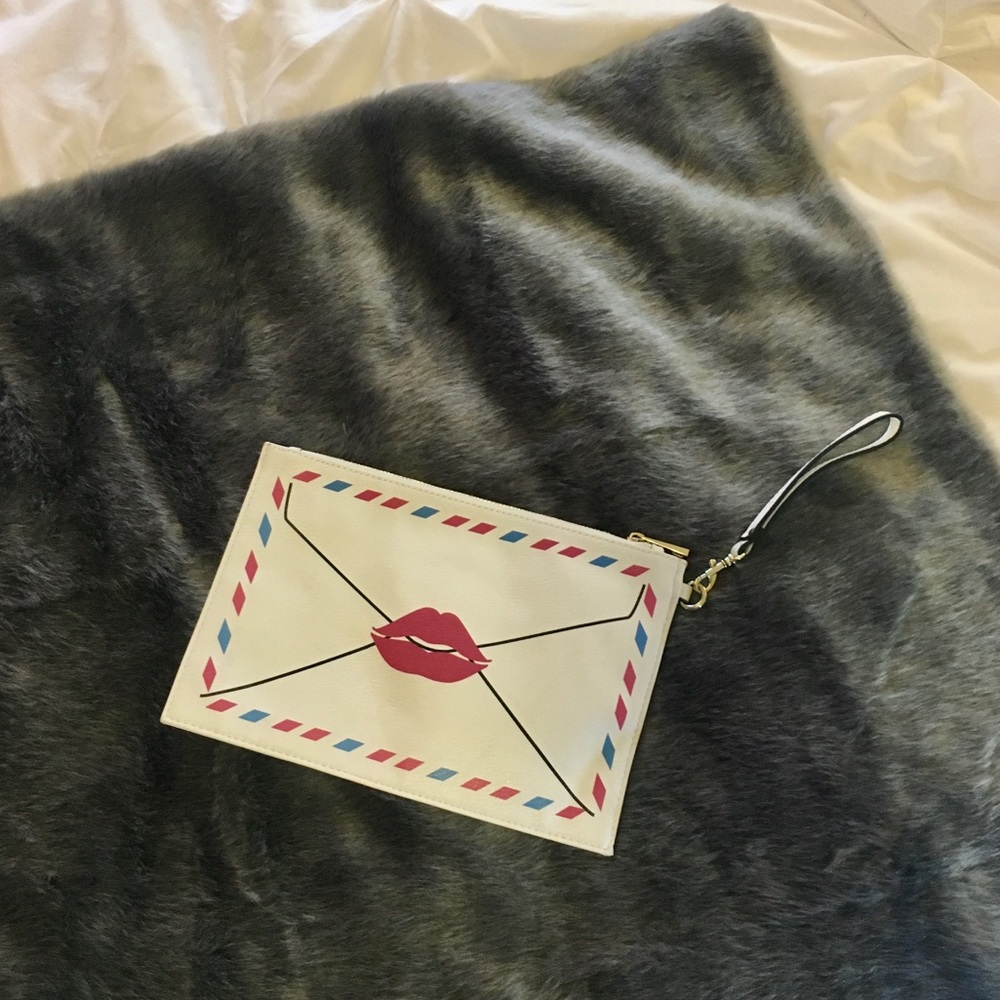Paris clutch